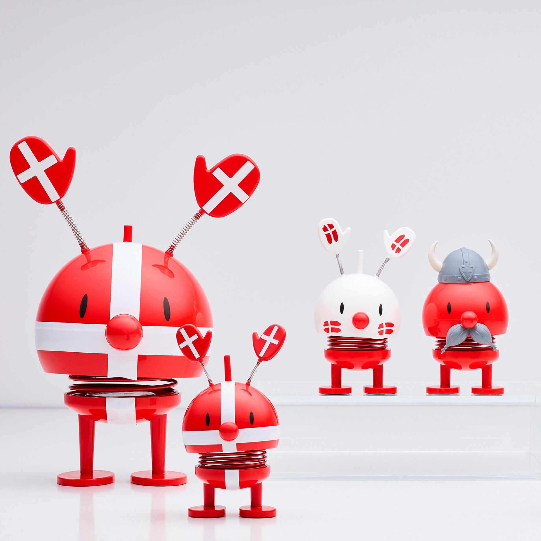 Birthday Bumble lille hvid